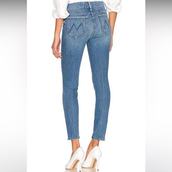 Mother The Looker Ankle Jeans in We the Animals 26 - Picture 3 of 10